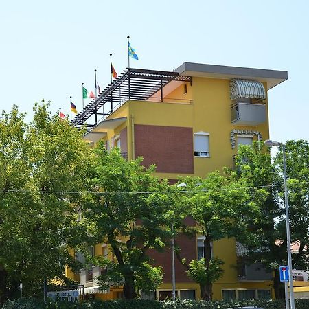 Hotel Betulla Rímini Exterior foto